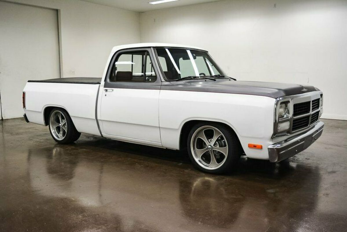 1993 Dodge Ram 126026 Miles White Truck 318ci V8 Automatic 1993 Dodge Other Pickups
