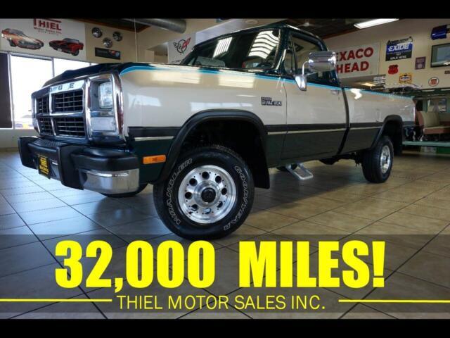 1993 Dodge RAM 150 4X4 ONLY 32,000 MILES 93 92 91 90 89 88 87 86 85 84 83 82 81 1993 Dodge RAM 150 Reg. Cab 6.5-ft. Bed 4WD