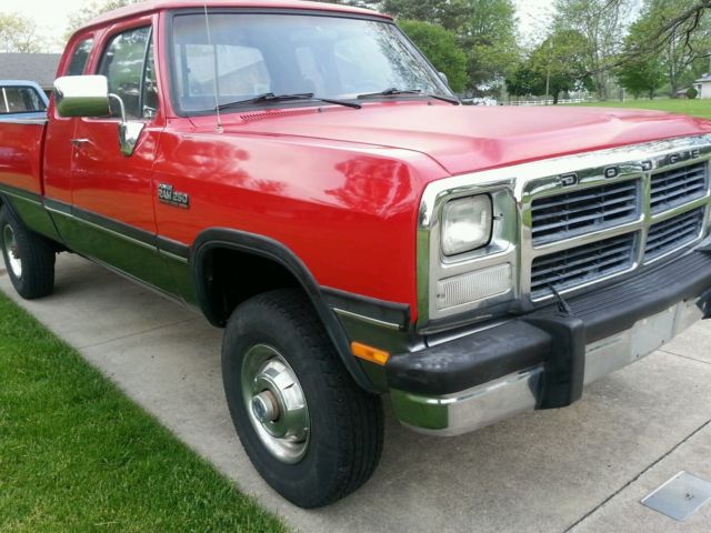 1993 Dodge Ram 2500 - photo 2