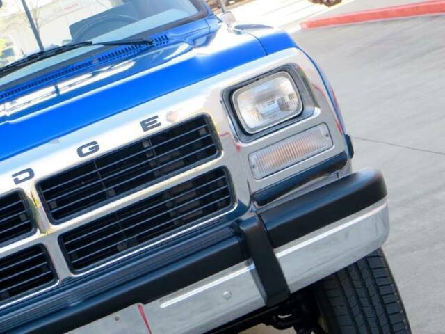 1993 Dodge Ram 2500 LE 2dr 4WD Extended Cab LB - photo 13