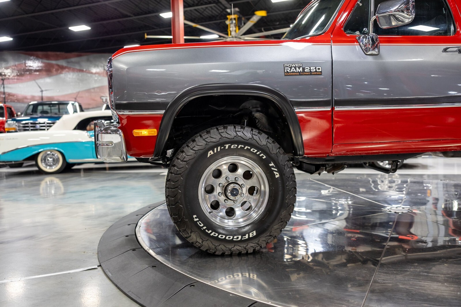 1993 Dodge D250 & W250 Club Cab 149" WB 4WD - photo 7