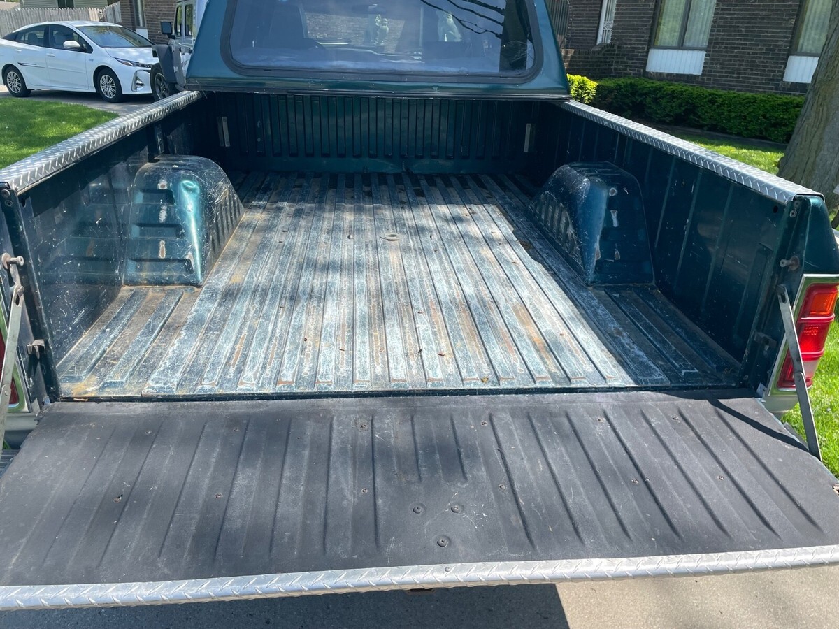 1993 Dodge W250 Club Cab 149" WB 4WD - photo 10