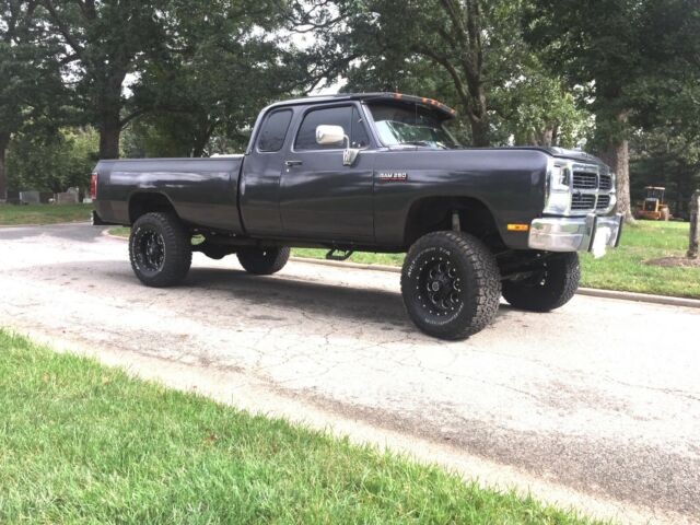 1993 Dodge Ram 2500 - photo 4