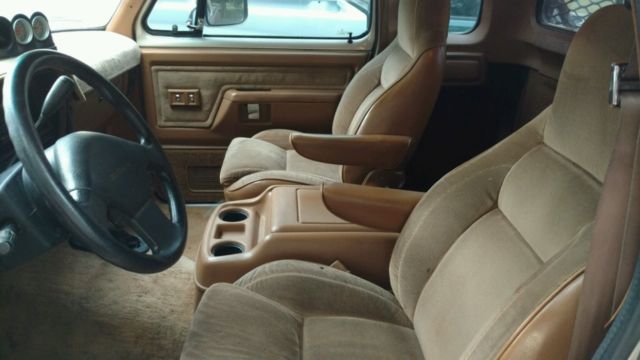1993 Dodge Ram 2500 - photo 10