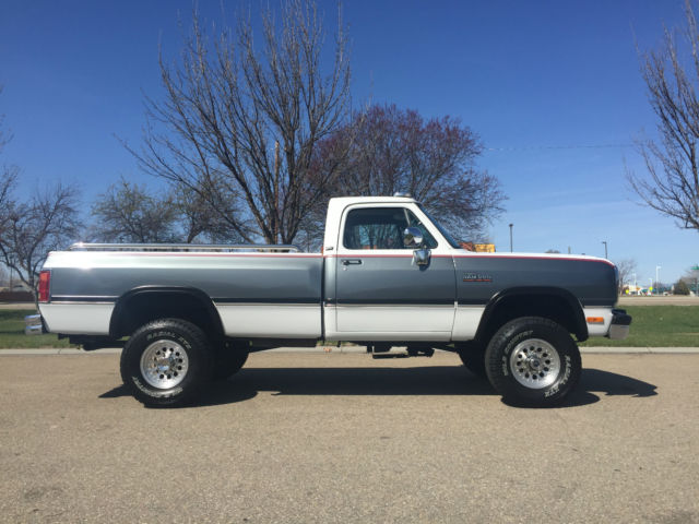 1993 Dodge Ram 2500 LE - photo 4