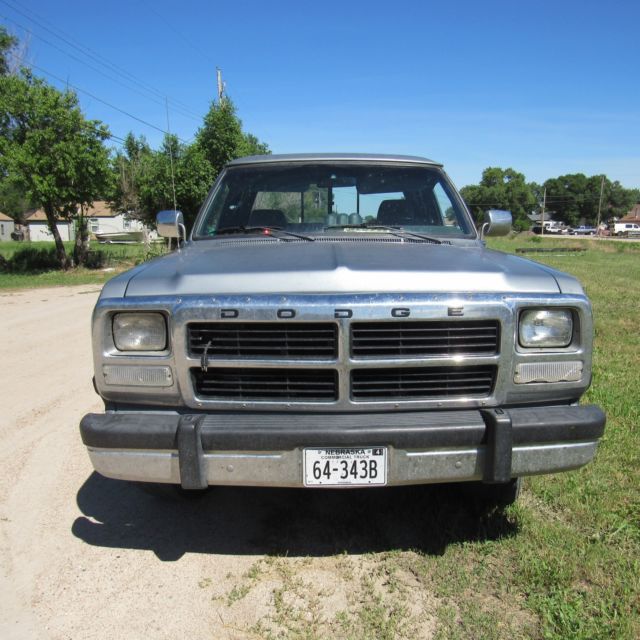 1993 Dodge Ram 2500 LE - photo 4