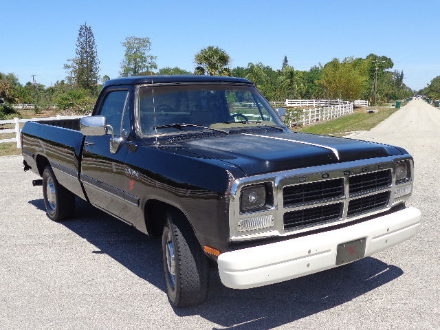 1993 Dodge Ram 2500 - photo 4
