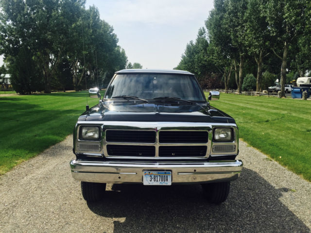 1993 Dodge Ram 2500 LE - photo 2