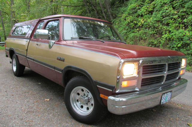1993 Dodge Ram 2500 LE Club Cab Cummins 5.9L Turbo Diesel Pickup truck loaded 1993 Dodge Ram 2500
