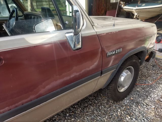 1993 Dodge Ram 2500 LE - photo 4