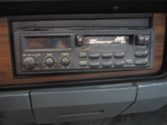1993 Dodge Ram 3500 LE 2dr Turbodiesel Extended Cab LB Pickup Truck - photo 4