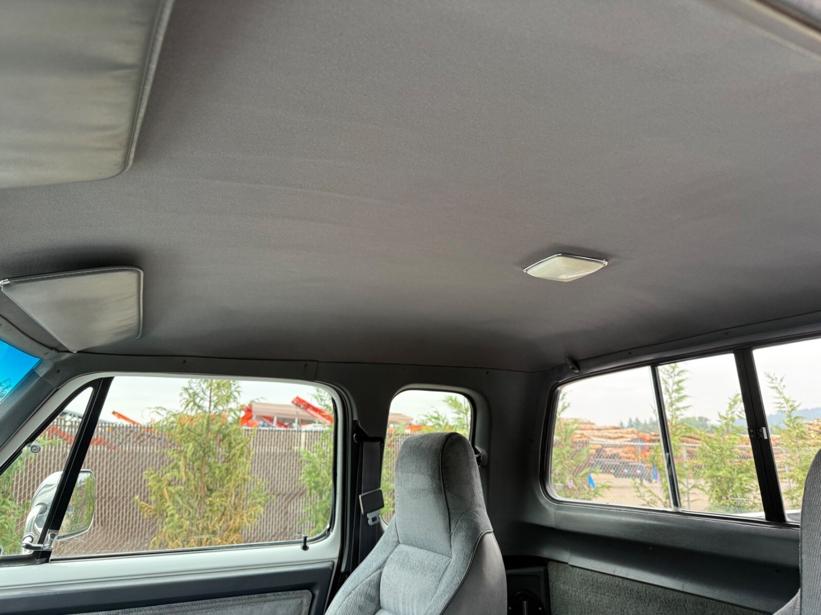 1993 Dodge Ram 3500 - photo 13