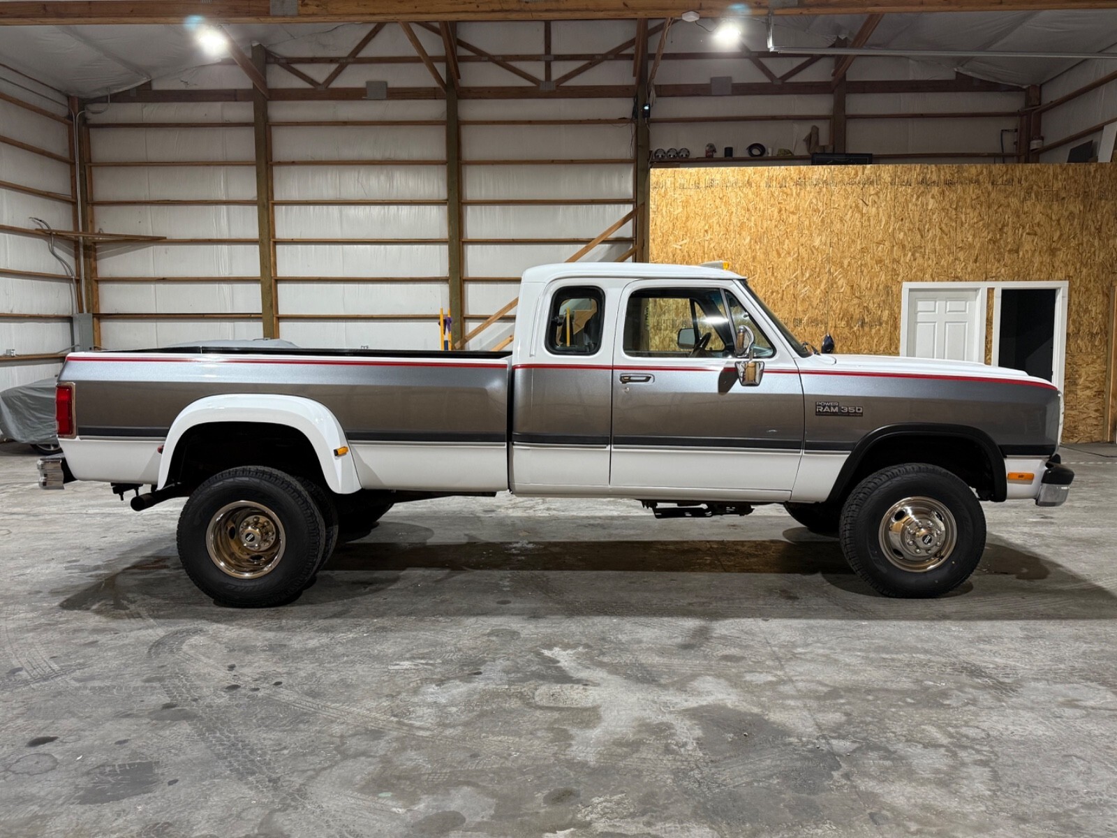 1993 Dodge Ram 3500 - photo 7