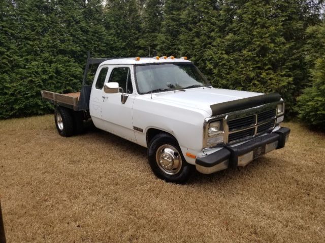 1993 Dodge Ram 3500 - photo 6