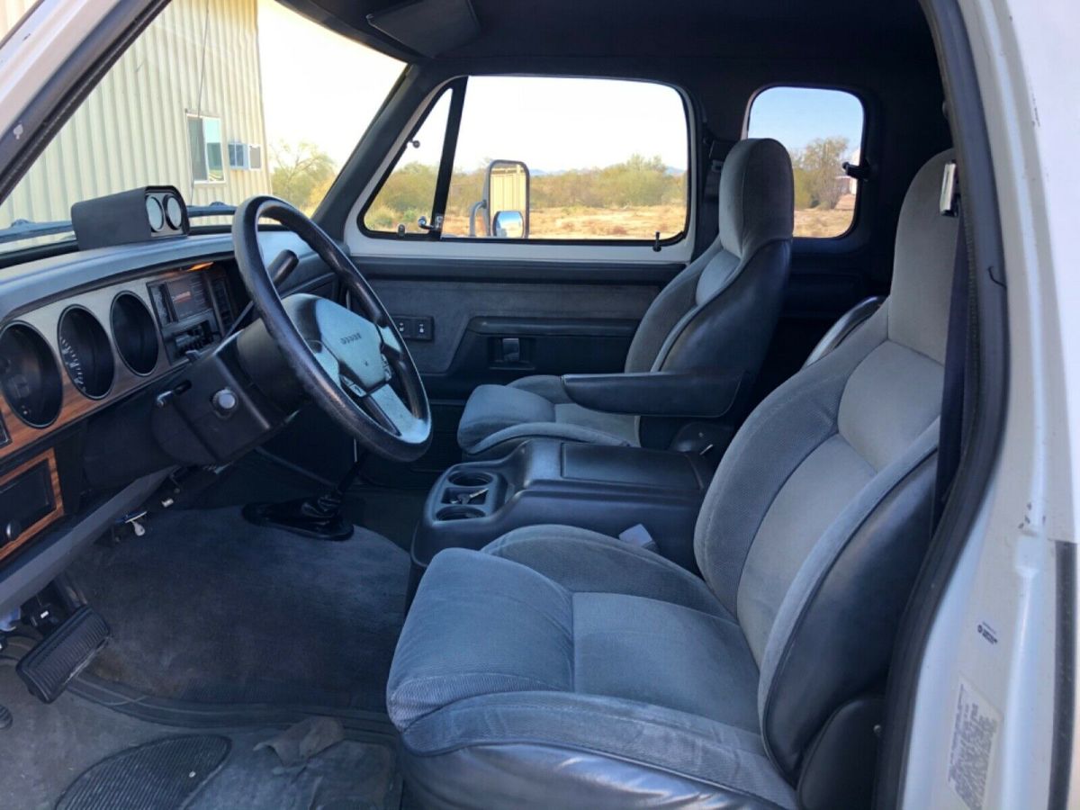 1993 Dodge Ram 3500 LE - photo 8