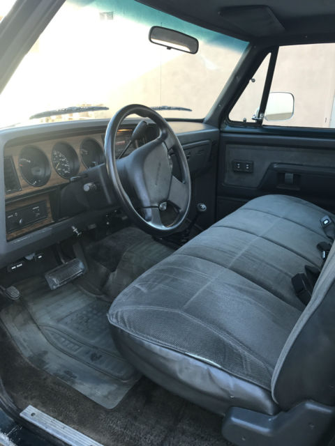 1993 Dodge Ram 2500 LE - photo 10
