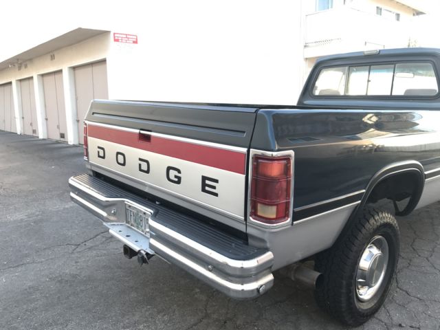 1993 Dodge Ram 2500 LE - photo 9