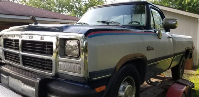 1993 Dodge Ram D250 12 valve 5.9 Cummins turbo Diesel Truck 125kmiles no reserve 1993 Dodge Ram 2500 LE