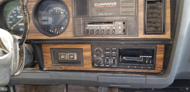1993 Dodge Ram 2500 LE - photo 8