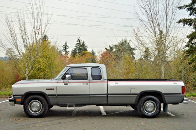 1993 Dodge Ram D250 CLUB CAB 12-VALVE 5.9L CUMMINS 5-SPEED MANUAL 120,029 MILES! 1993 Dodge Ram 2500