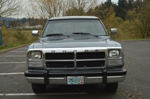 1993 Dodge Ram 2500 - photo 10