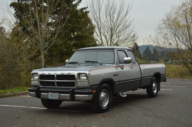 1993 Dodge Ram 2500 - photo 11