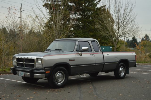 1993 Dodge Ram 2500 - photo 12