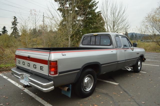 1993 Dodge Ram 2500 - photo 8