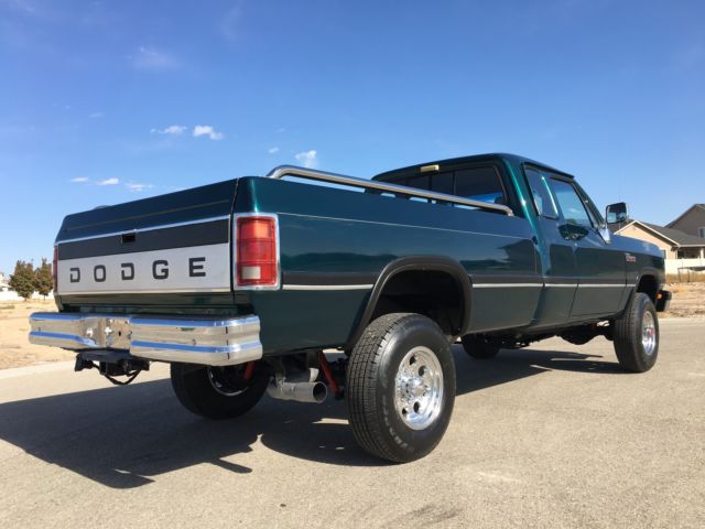 1993 Dodge Ram 2500 - photo 6