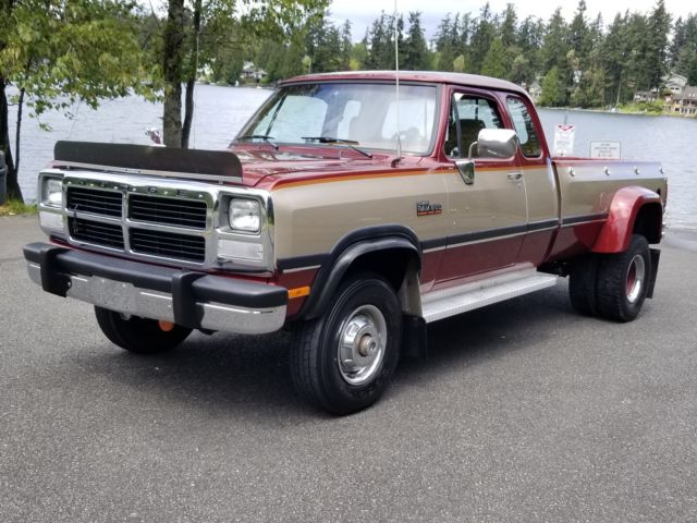 1993 Dodge Ram W-250 Cummins Diesel Club Cab Long Bed Dually 5sp Manual Very 1993 Dodge Ram 2500 LE