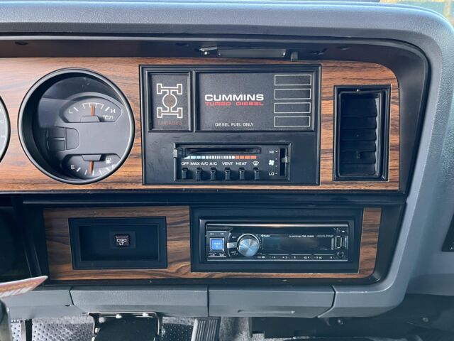 1993 Dodge D250 & W250 LE 2500 5-SPEED 5.9L 12-VALVE DIESEL - photo 12