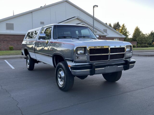 1993 Dodge D250 & W250 LE 2500 5-SPEED 5.9L 12-VALVE DIESEL - photo 6