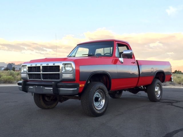 1993 Dodge Ram 2500 LE - photo 2
