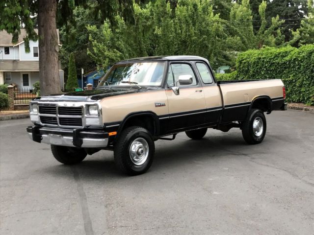 1993 Dodge Ram W250 Club Cab LE Auto 5.9'L 12-Valve Cummins Diesel 97k Miles 1993 Dodge Ram 2500 LE Club Cab