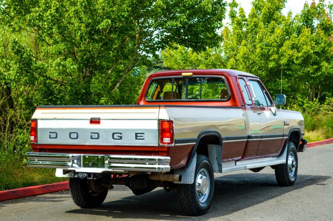 1993 Dodge Ram 2500 ~ 4X4 ~ 109K MILES ~ FIRST GEN ~ CUMMINS - photo 3