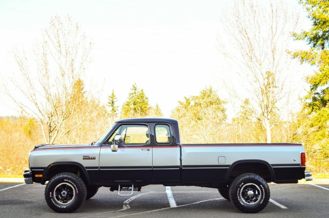 1993 Dodge Ram 2500 ~ 4X4 ~ 134K MILES