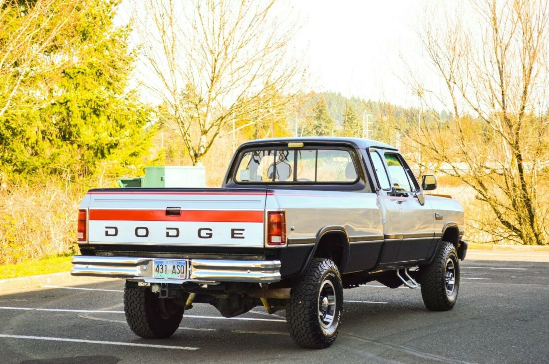 1993 Dodge Ram 2500 ~ 4X4 ~ 134K MILES - photo 4