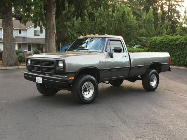 1993 Dodge Ram 2500 Ram W250 LE Regular Cab - photo 2