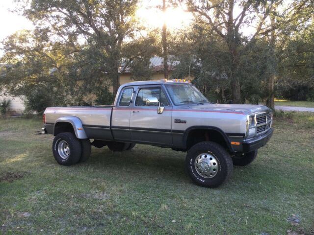 1993 Dodge Ram 3500 LE - photo 2