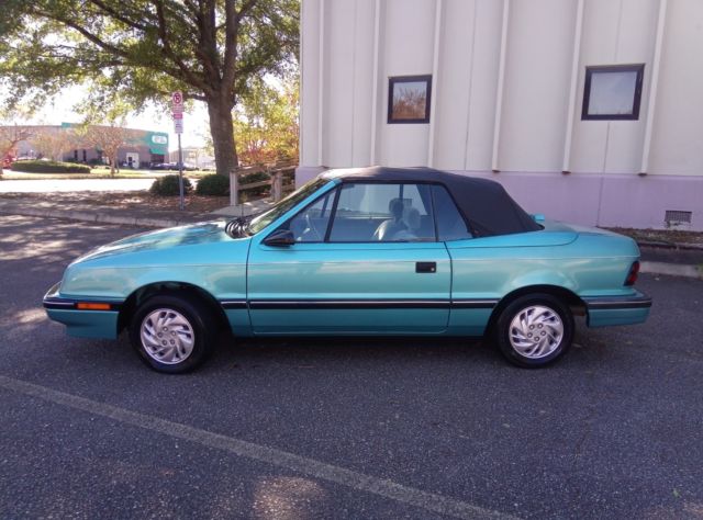1993 Dodge Shadow - photo 2