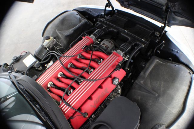 1993 Dodge Viper RT/10 2dr Convertible - photo 10