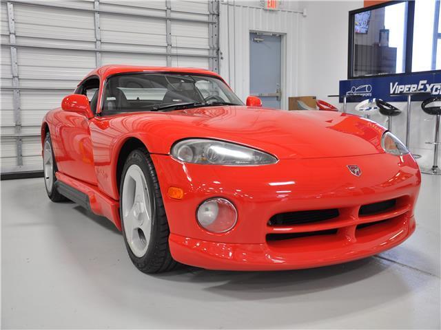 1993 Dodge Viper Sports Car - photo 3