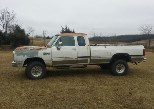 1993 Dodge W250 12 valve cummins 5 spd 4x4 1993 Dodge Ram 2500