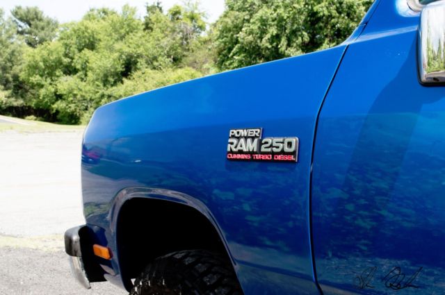 1993 Dodge Ram 2500 - photo 5
