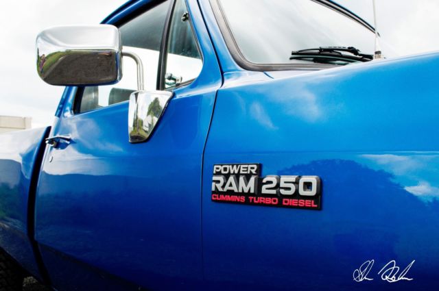1993 Dodge Ram 2500 - photo 6