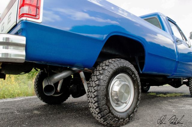 1993 Dodge Ram 2500 - photo 8