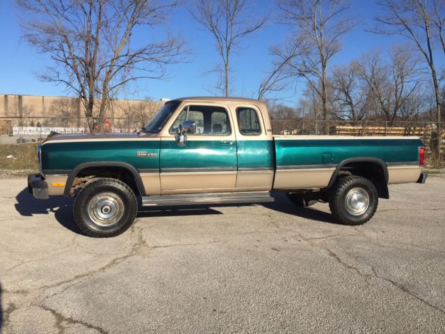 1993 Dodge Other Pickups W250 - photo 4