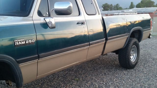 1993 Dodge W250 - photo 4