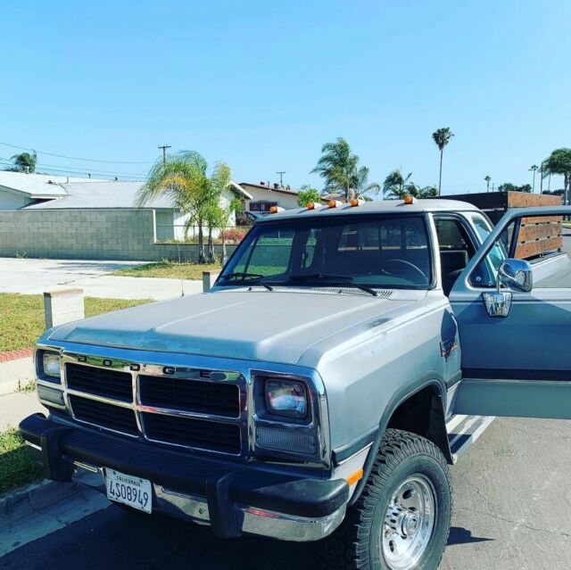1993 Dodge Ram 2500 - photo 2