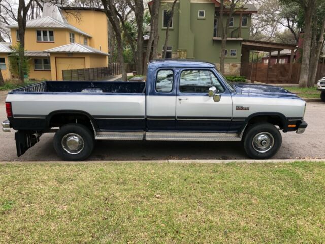 1993 Dodge W250 LE 4x4 Extended Cab Automatic Cummins Diesel 87500 Miles No Rust 1993 Dodge Ram 2500 LE 2dr 4WD Extended Cab LB